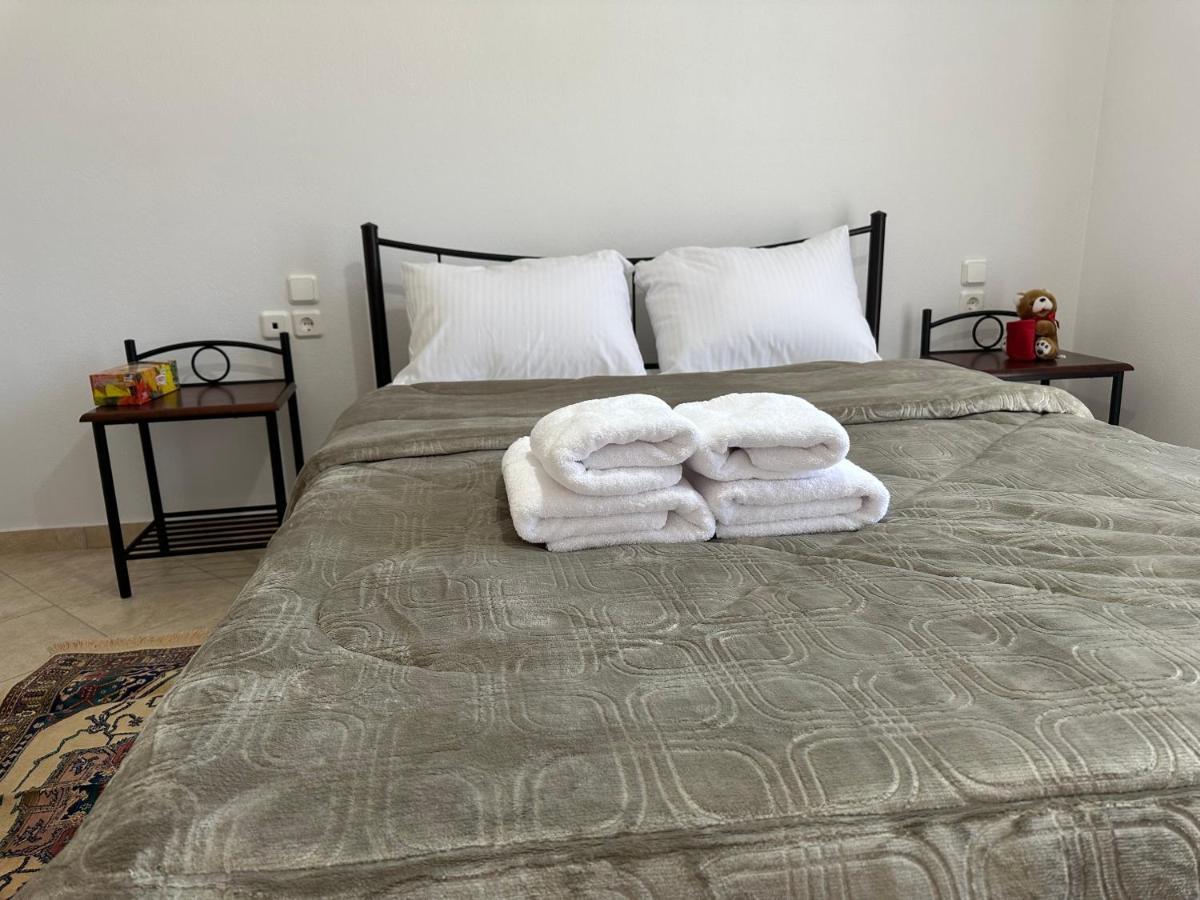 Georgia'S Guesthouse Kalampáka Ngoại thất bức ảnh