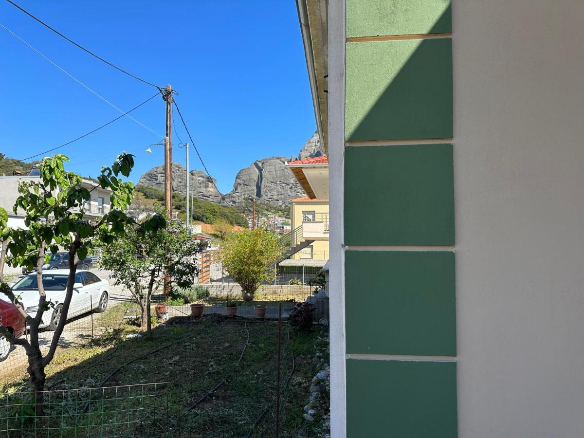 Georgia'S Guesthouse Kalampáka Ngoại thất bức ảnh